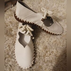 Women White Ballerina Style Loafer Flat Shoes